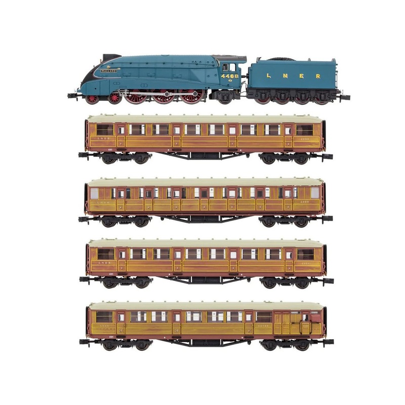 Train set steam locomotive A4 Val. Mallard 4468 Garter Blue + 4 Gresley Teak carriages
