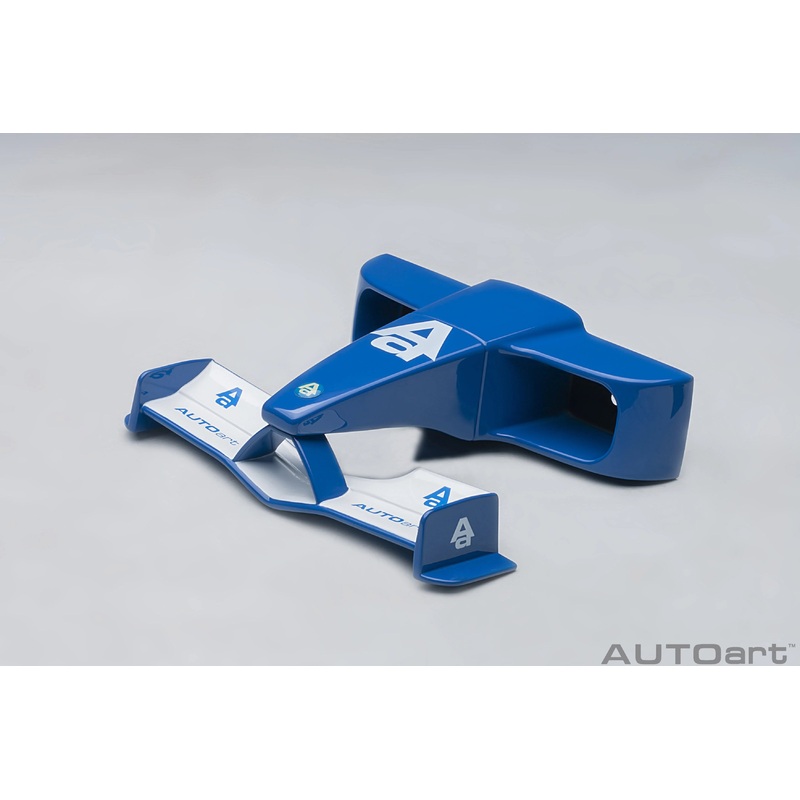 [ Back-order ] AUTOart 45562 Formula nose close hanger Blue 12 x 16cm