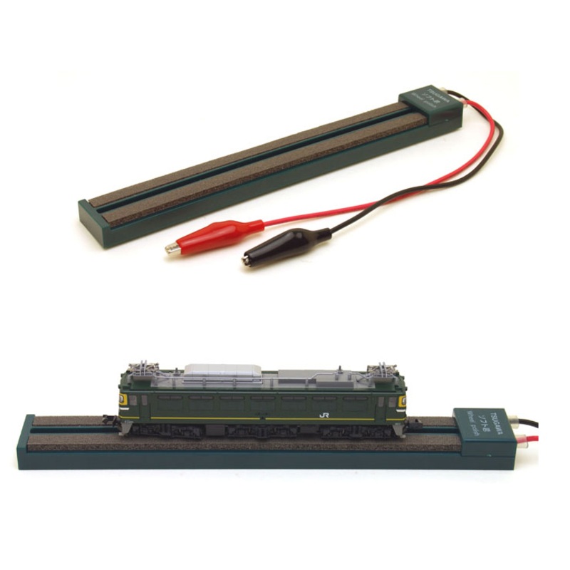 Wheelset cleaning system for locomotives