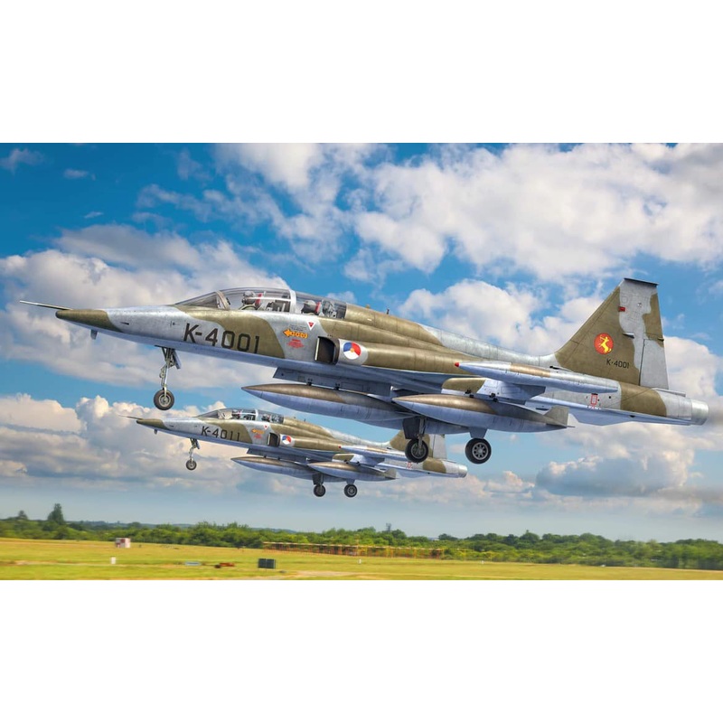 Nf-3B/F-5B/Sf-5B Freedom Fighter 1/48 #48117 by Heller