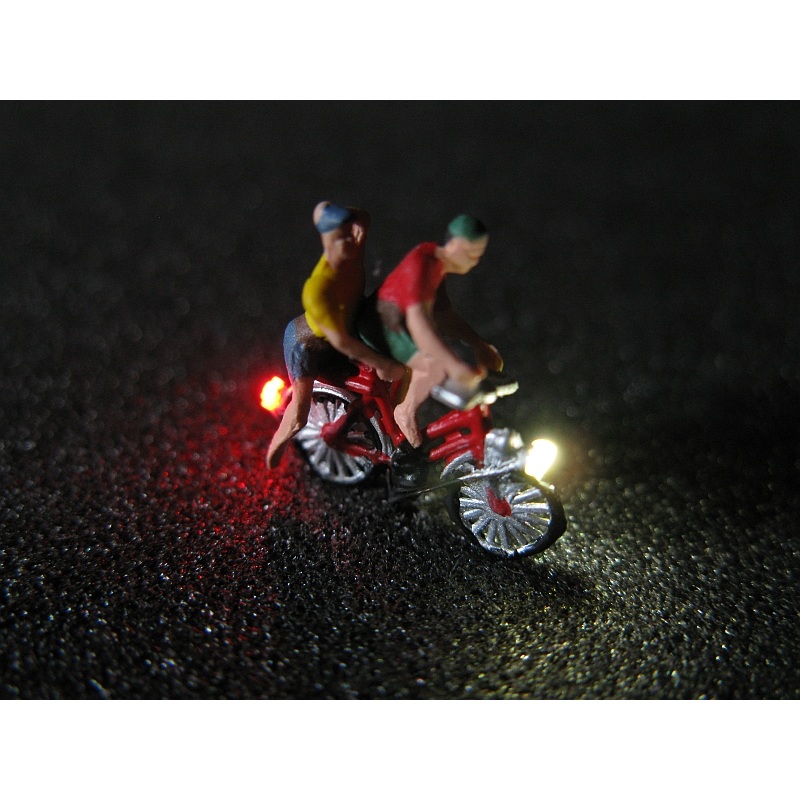 Bicycle with LED lighting N two drivers