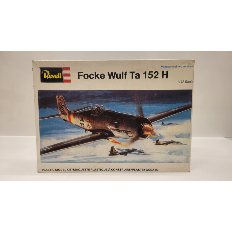 (Pre Owned) Focke Wulf Ta 152H 1/72 by Revell #H-81