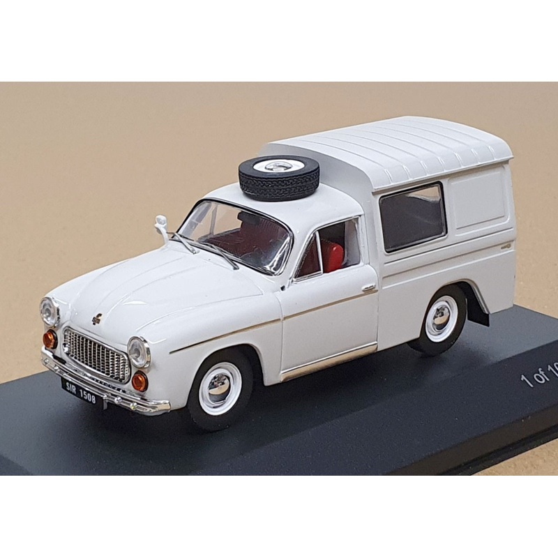 Whitebox 1/43 Scale WB212 – 1972 FSM Syrena 105 Bosto Van – Lt. Grey