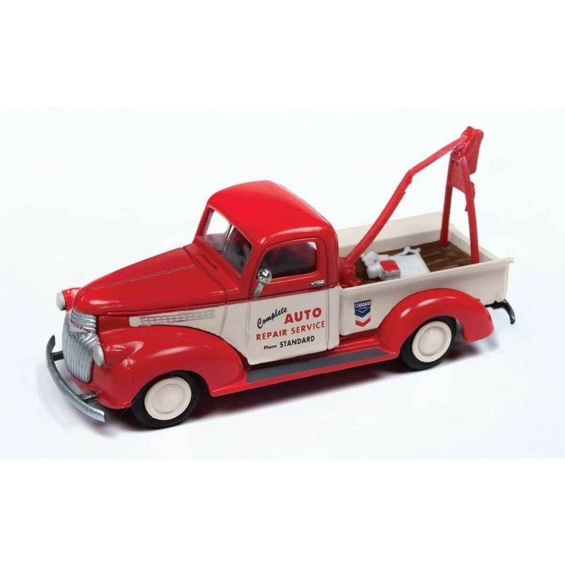1940’s Chevy Tow Truck HO Standard