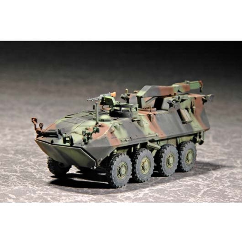 USMC Light Armored Vehicle-Recovery (LAV-R) 1/72 #7269 by Trumpeter