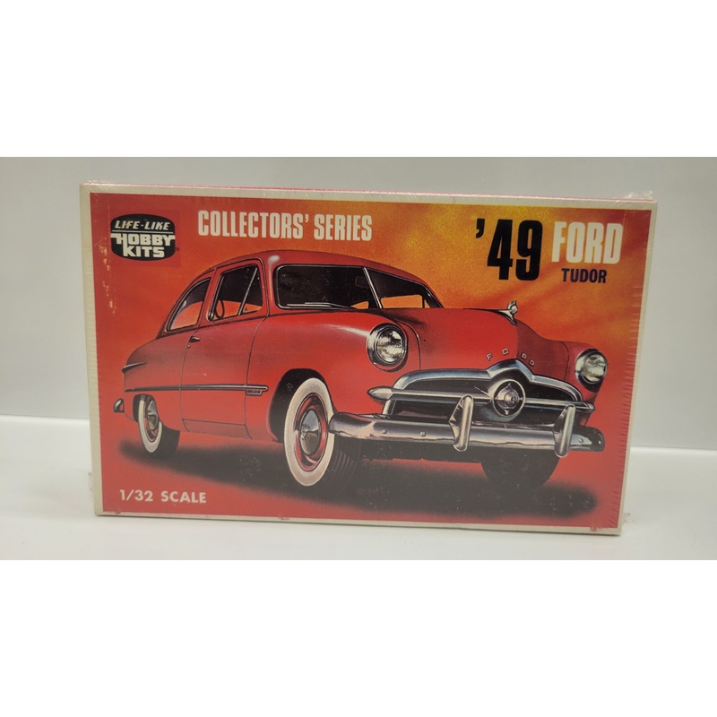 (Pre Owned) 1949 Ford Tudor Life-Like 1/32 #C290:70
